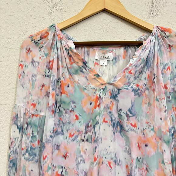 NWT ANTHROPOLOGIE VELVET by Graham & Spencer Jessa Blouse in Watercolor - Picture 3 of 9